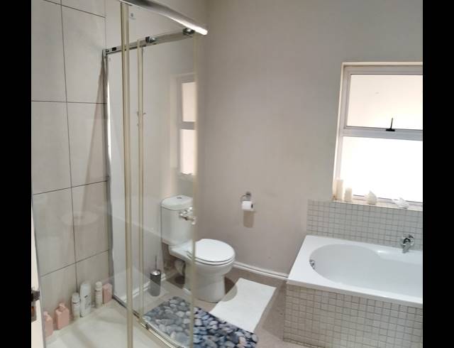 3 BEDROOM FREEHOLD FOR SALE IN WINDSOR PARK